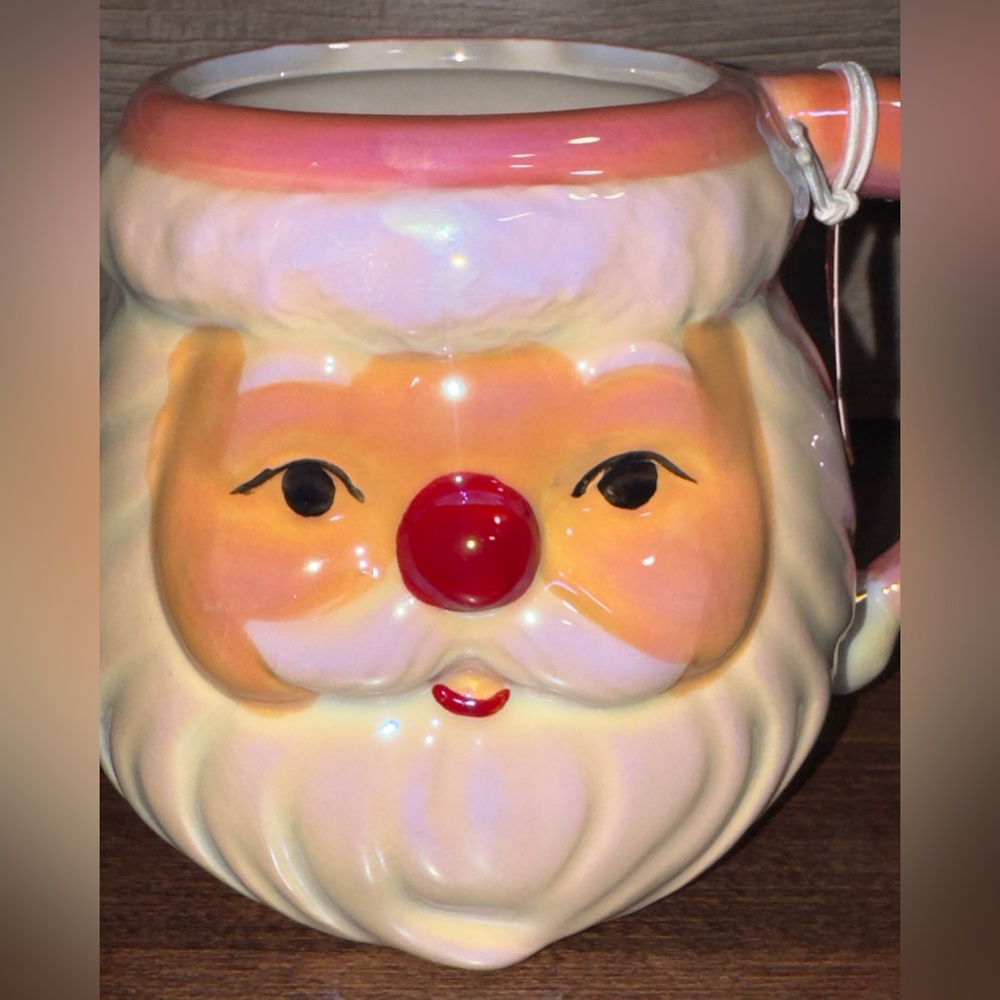 Súper Cute 🥰 Vintage Santa 🎅 Pink Luster 18oz Mug by Merry and Bright - NEW